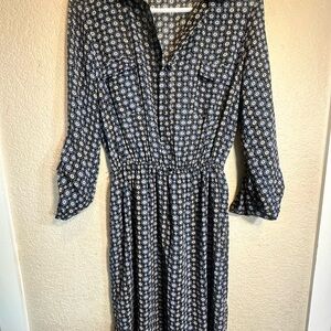 Max Studio Navy and White Geometric Long Sleeve Dress
